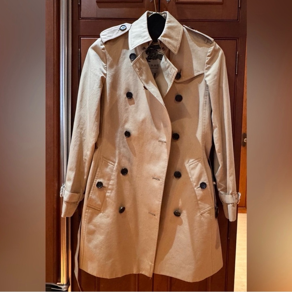 Burberry Beige Double-Breasted Trench Coat - Picture 2 of 10